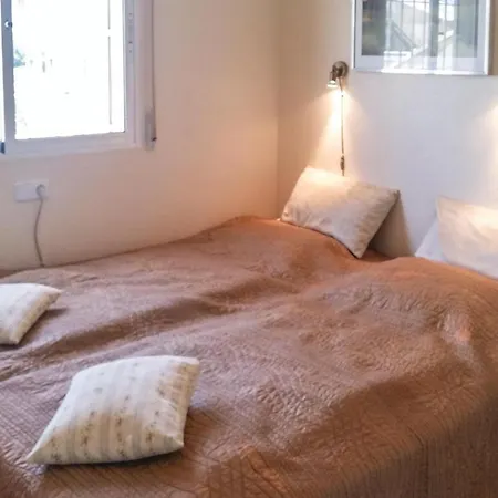 Cozy In Orihuela Costa With Kitchen Dehesa de Campoamor (Orihuela Costa)
