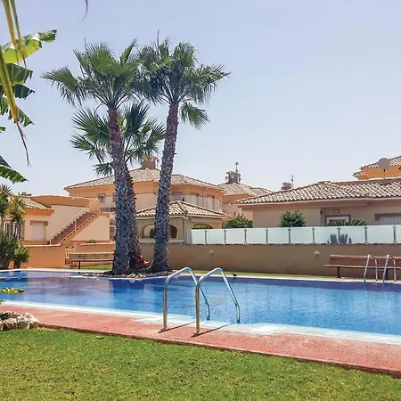 Cozy In Orihuela Costa With Kitchen Dehesa de Campoamor (Orihuela Costa)